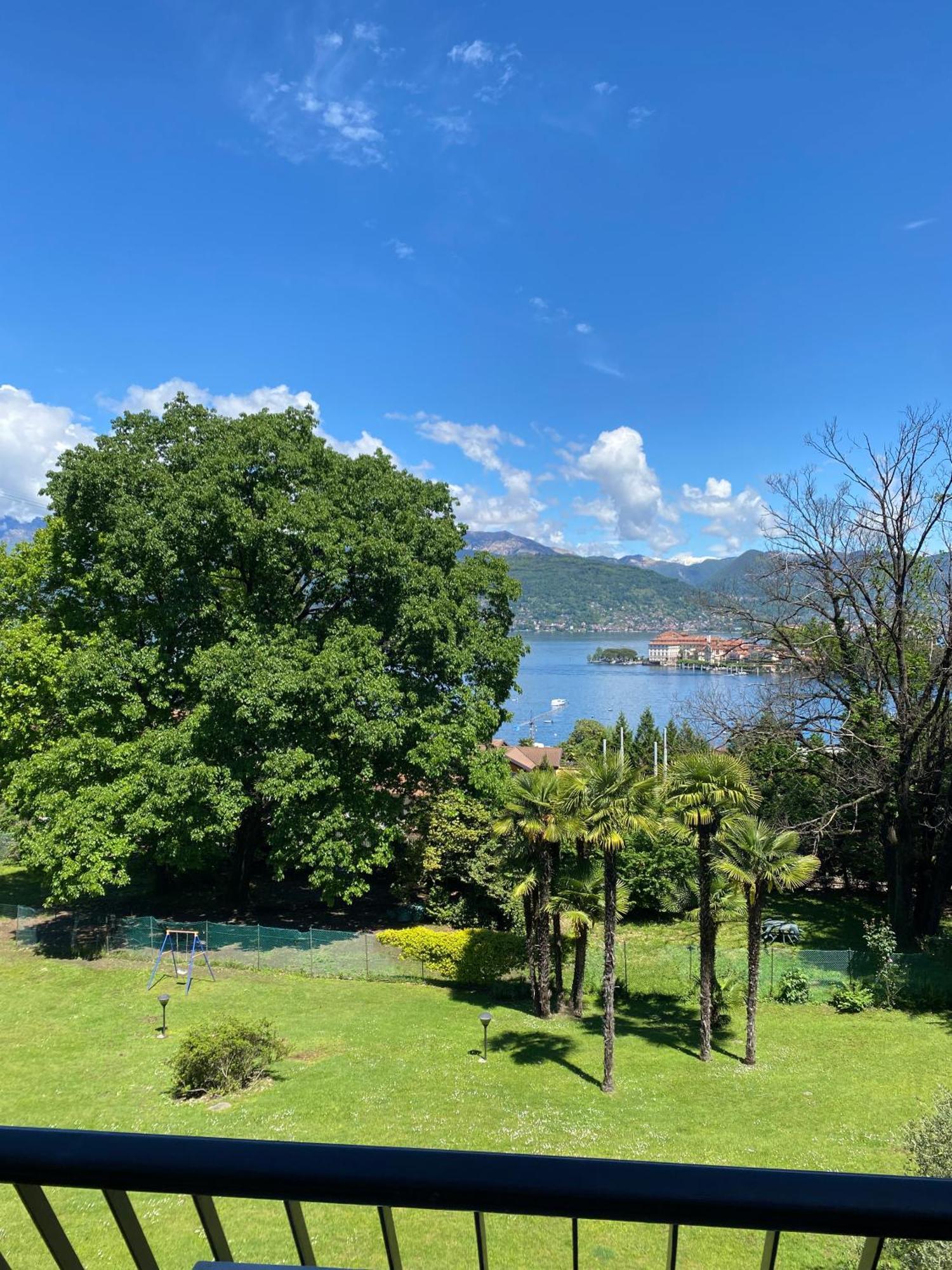 Casa Arcioni: A 300 Metri Dal Lago Stresa Exterior photo